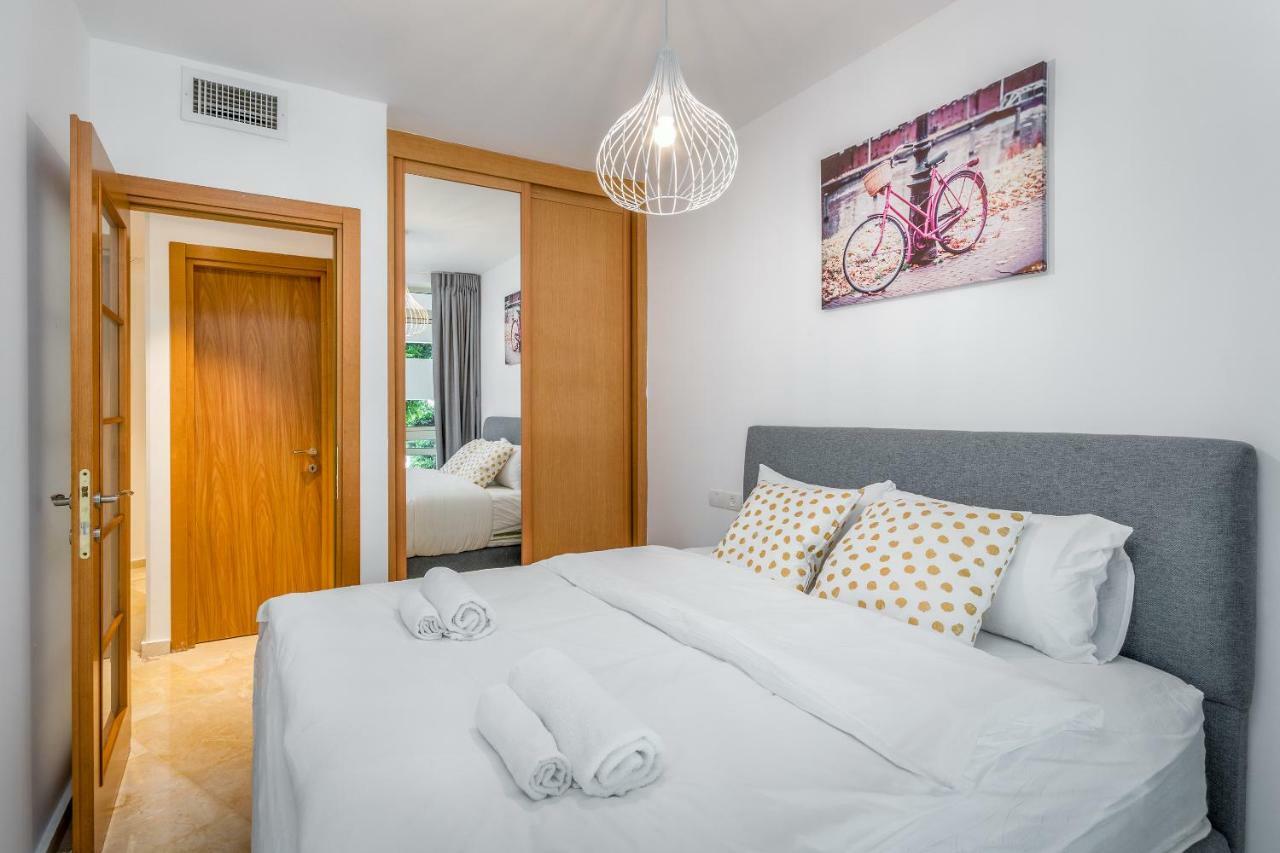 Dizengoff Square Superb 1 Bedroom With Balcony Apartment Tel Aviv